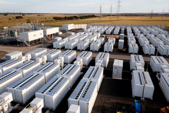 Large grid-scale batteries will help power homes in NSW in the coming years.
