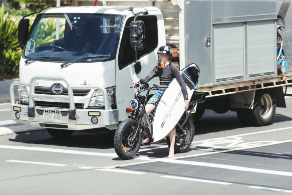 A teen heads to the beach on his fat bike in Cronulla this week.
