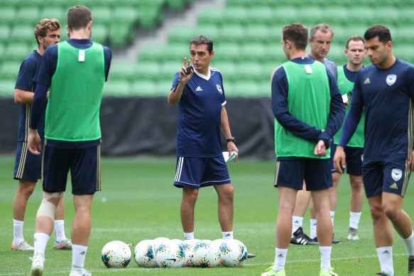 Melbourne Victory coach Carlos Salvachua prepares his team for their ACL meeting.
