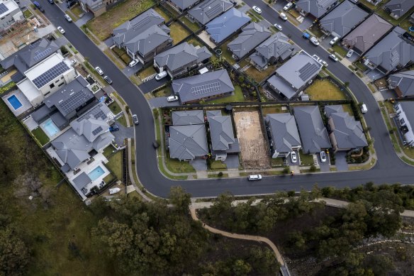 Treasurer Jim Chalmers has unveiled plans for a roundtable with banks and super funds to boost investment in social and affordable housing.