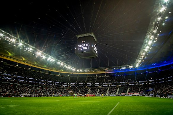 Eintracht Frankfurt display a message to Vladimir Putin ahead of their game with Bayern.