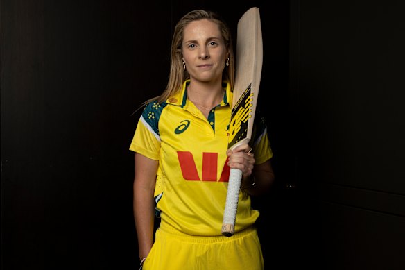 Sophie Molineux is hoping to start her tenure as captain with a series win over India.