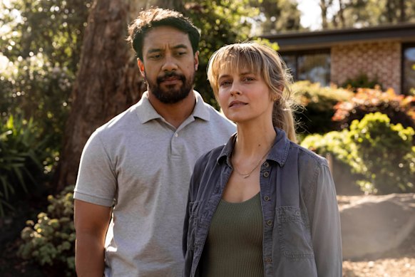 Dominic Ona-Ariki and Palmer in the series.
