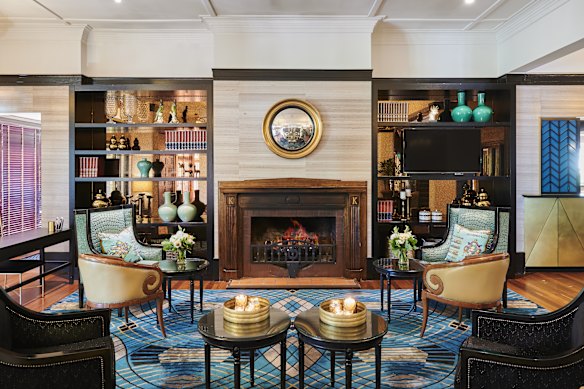 Hotel Kurrajong Canberra lobby.