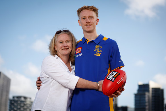 The mid-season draft’s No.1 pick, Ryan Maric, with his mother, Jedda Tyson.