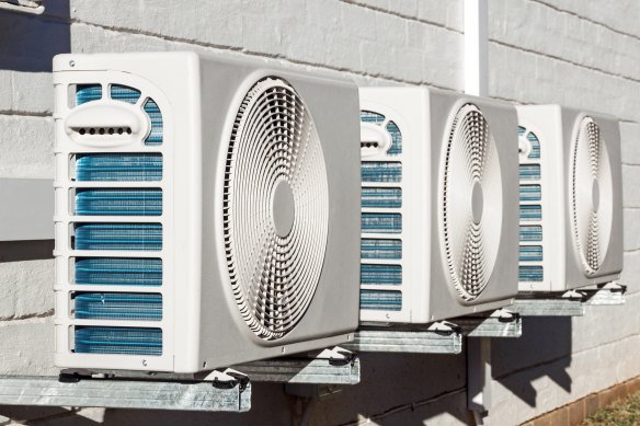 Airconditioning units.