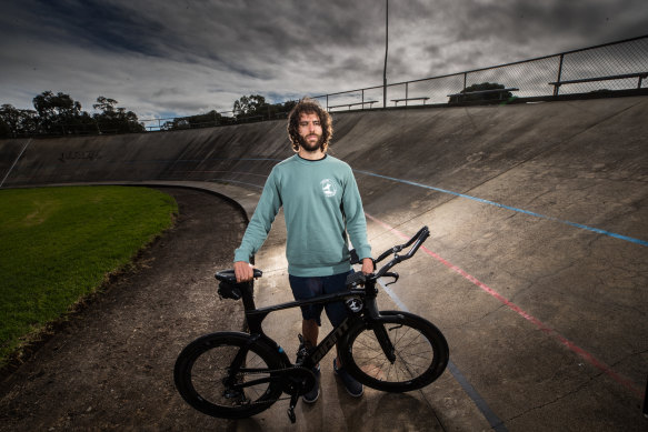 Bike world hotsell hours