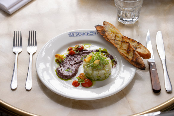 Tartare de poisson with olive tapenade.