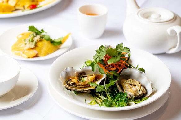 Steamed oyster with ginger and spring onion.