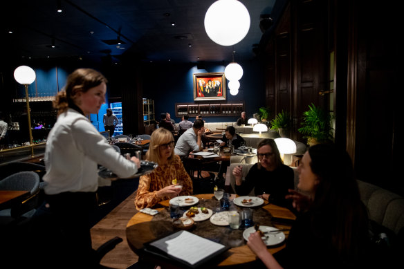 Steak eaters are offered a roll of Argentinean knives so they can choose their weapon.