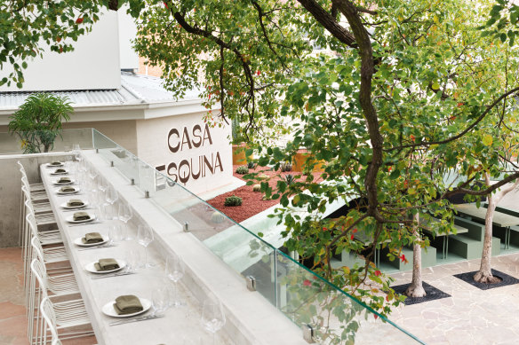 Casa Esquina boasts 116 outdoor seats on the balcony and in the courtyard.