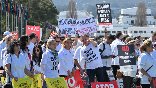 Several hundred pharmacists protested 60-day script changes at Parliament House in September.