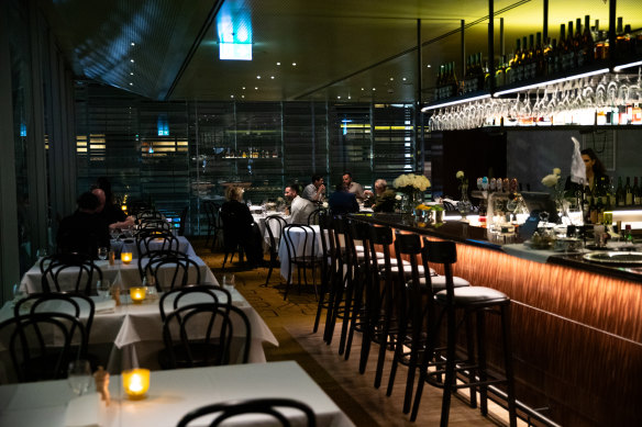 Wall-to-wall carpet and double-clothed tables give Bistro George a glammed-up old-school vibe.