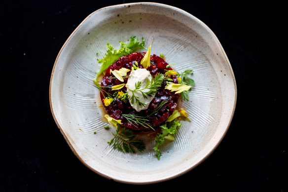 Smoked beetroot tartare. 