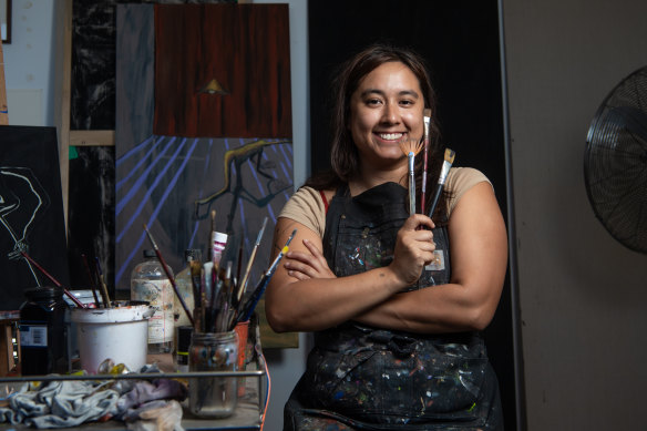 Artist Mia Boe sees the public-private school divide as a reflection of class differences.