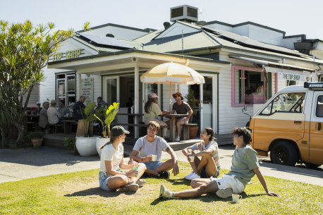 Top Shop Byron Bay – no relation to the  fast fashion brand.