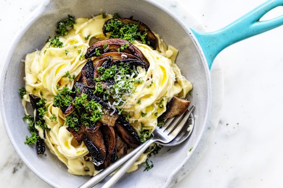 Fettucine alfredo with garlic mushrooms.