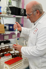 Chem Centre food scientist Ken Dods conducting tests on WA honey.