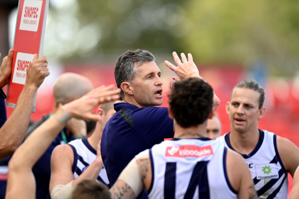 Dockers coach Justin Longmuir instructs his troops.  