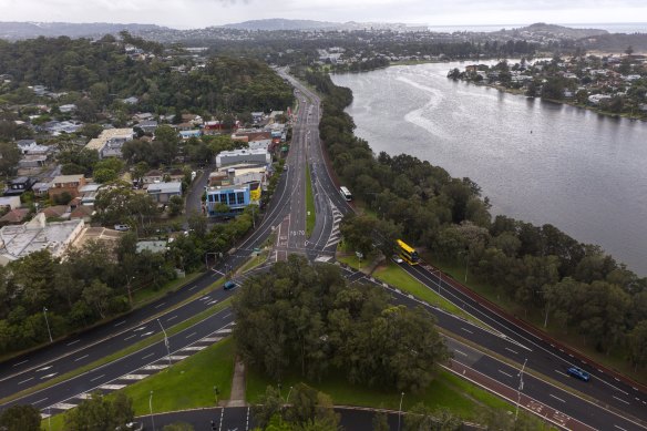 Barely a car in sight at the usually busy intersection of Wakehurst Parkway and Pittwater Road. 