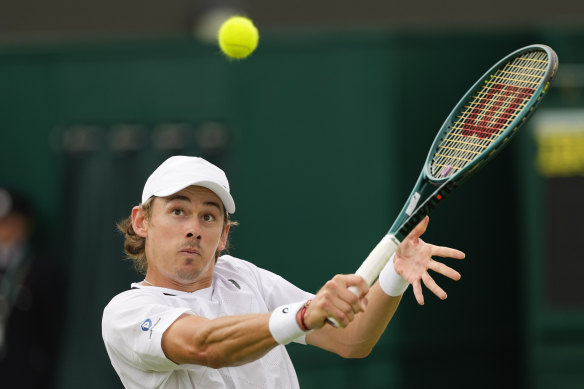 Alex de Minaur did not have it all his own way, but booked his second-round spot at Wimbledon.