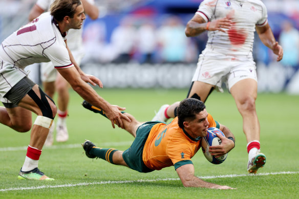 Ben Donaldson scoring against Georgia at the Rugby World Cup.