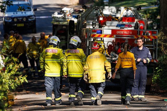 Emergency services at the scene of the fire in Bowen Mountain.