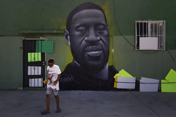 A mural depicting George Floyd in the Watts neighbourhood of Los Angeles.