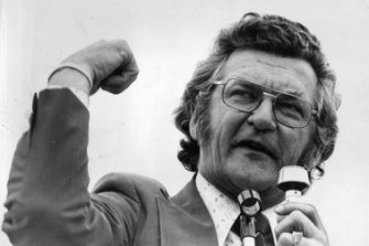President of the A.C.T.U. Mr Bob Hawke addresses rally outside Parliament House, 1975.