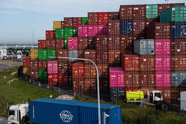 Productivity Commission urges port access fees for shipping companies ...