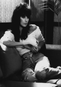 Cher at press conference after arriving in Sydney. November 23, 1981. 