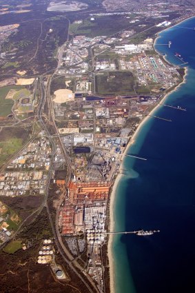 Kwinana benefits from a skilled workforce nearby, a coastal location and industries that supply each other with products. 