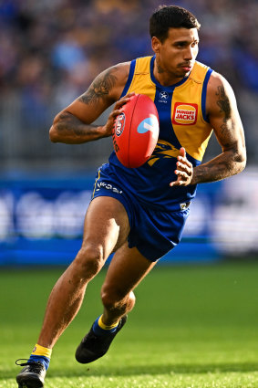 Tim Kelly in action for the Eagles.