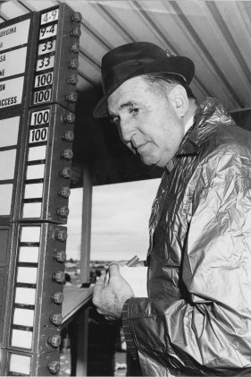Bill Waterhouse was a showman of the betting ring.