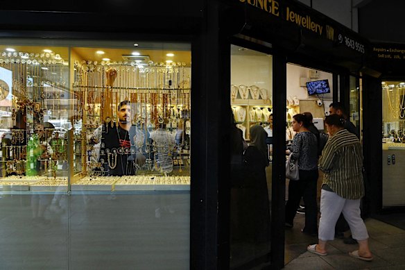 18ce01202a95aadee80d237aabeb5de86e016e7b