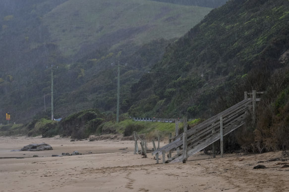 A rock wall will be built at Eastern View where erosion is a serious problem. 