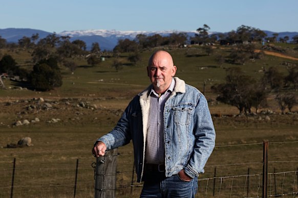 Olivier Kapetanakos, president of the Jindabyne Chamber of Commerce, says the region is vulnerable to climate change and poor snow seasons.