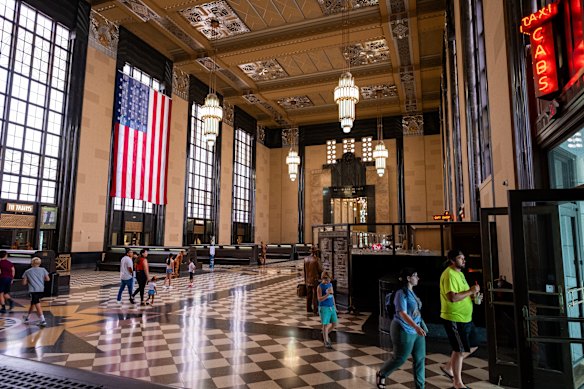 A antiga Union Station de Omaha apresenta exposições permanentes que destacam a história da região. 