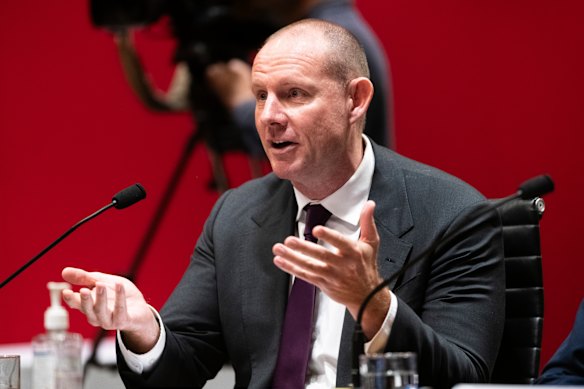 Inner West Mayor Darcy Byrne is pushing the state government for tougher laws regulating tobacconists.