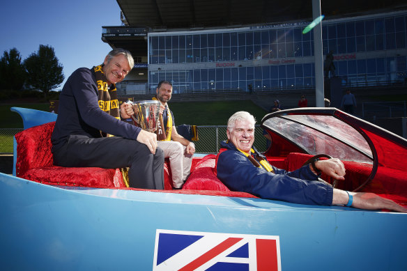 Hawthorn greats Gary Ayres (R), Darrin Pritchard (C), and Andrew Gowers (L). Gowers is running for president