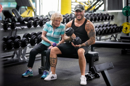 ‘It’s amazing’: Gym-goer Jimmi Isho meets 100-year-old Edna Sheppard.