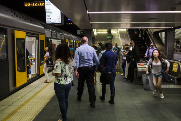 Trains will not operate on the Eastern Suburbs and Illawarra lines for six hours on Wednesday.