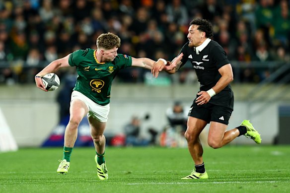 New Zealand Rugby continues to earn more broadcasting revenue than their South African counterparts.