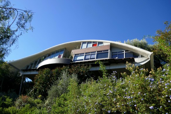 John Lautner’s Garcia House on Mulholland Drive in Hollywood Hills.