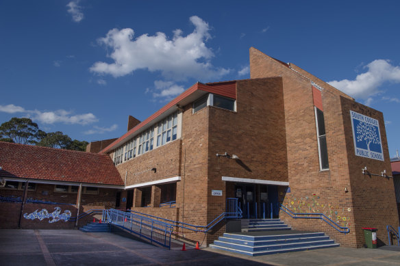 Four students from South Coogee Public School have tested positive for COVID-19.
