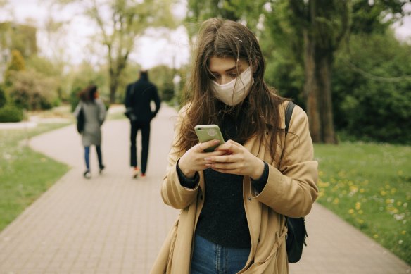 You can now unlock your iPhone with your watch if you’re wearing a mask.