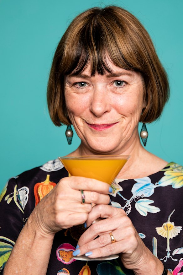 A mango daiquiri brings back Shona Martyn's memories of times spent with Elton John.