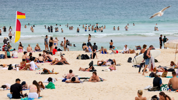 Why New Zealanders are migrating to Australia in record numbers