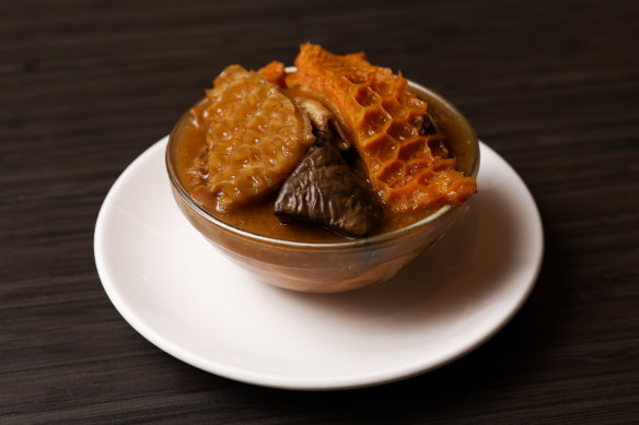 Ngow jarp, a savoury braise of beef organs.