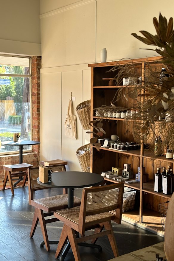 The retail pantry at Mayne St, Murrurundi.